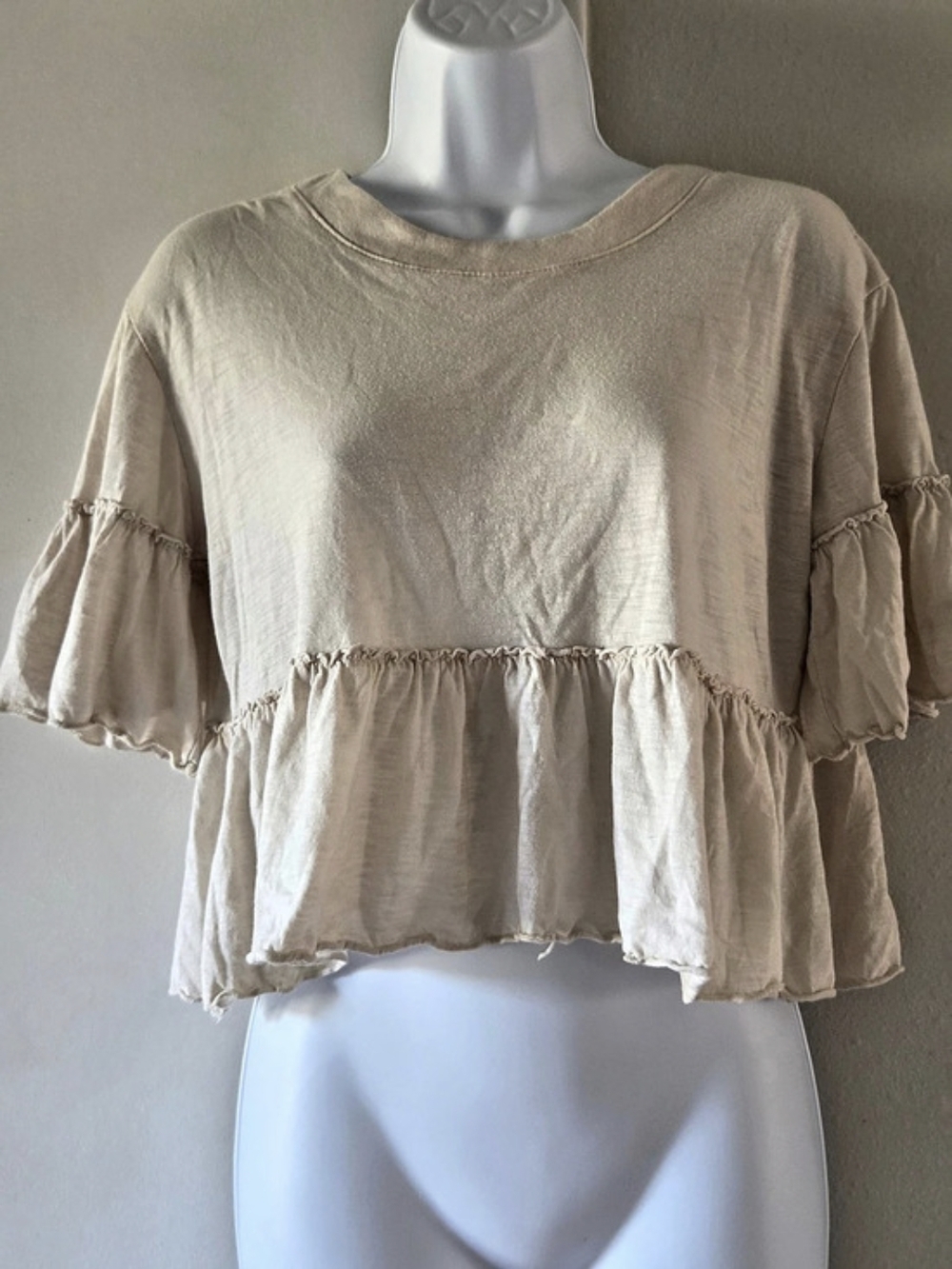 Altar'd state Cotton Ruffle Cropped Blouse in Beige Size XS
